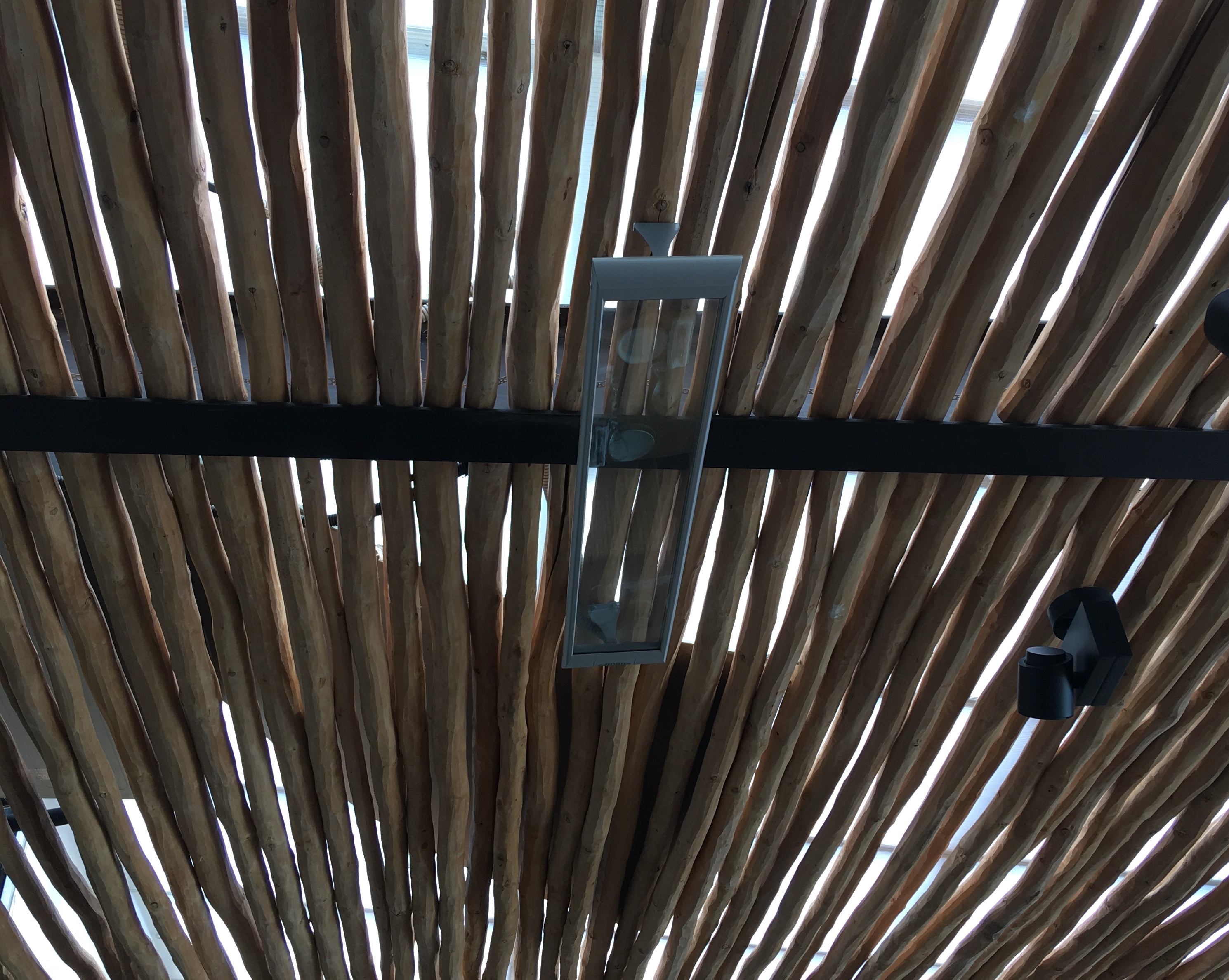 Советы по выбору потолочных инфракрасных обогревателей Советы по выбору потолочных инфракрасных обогревателей